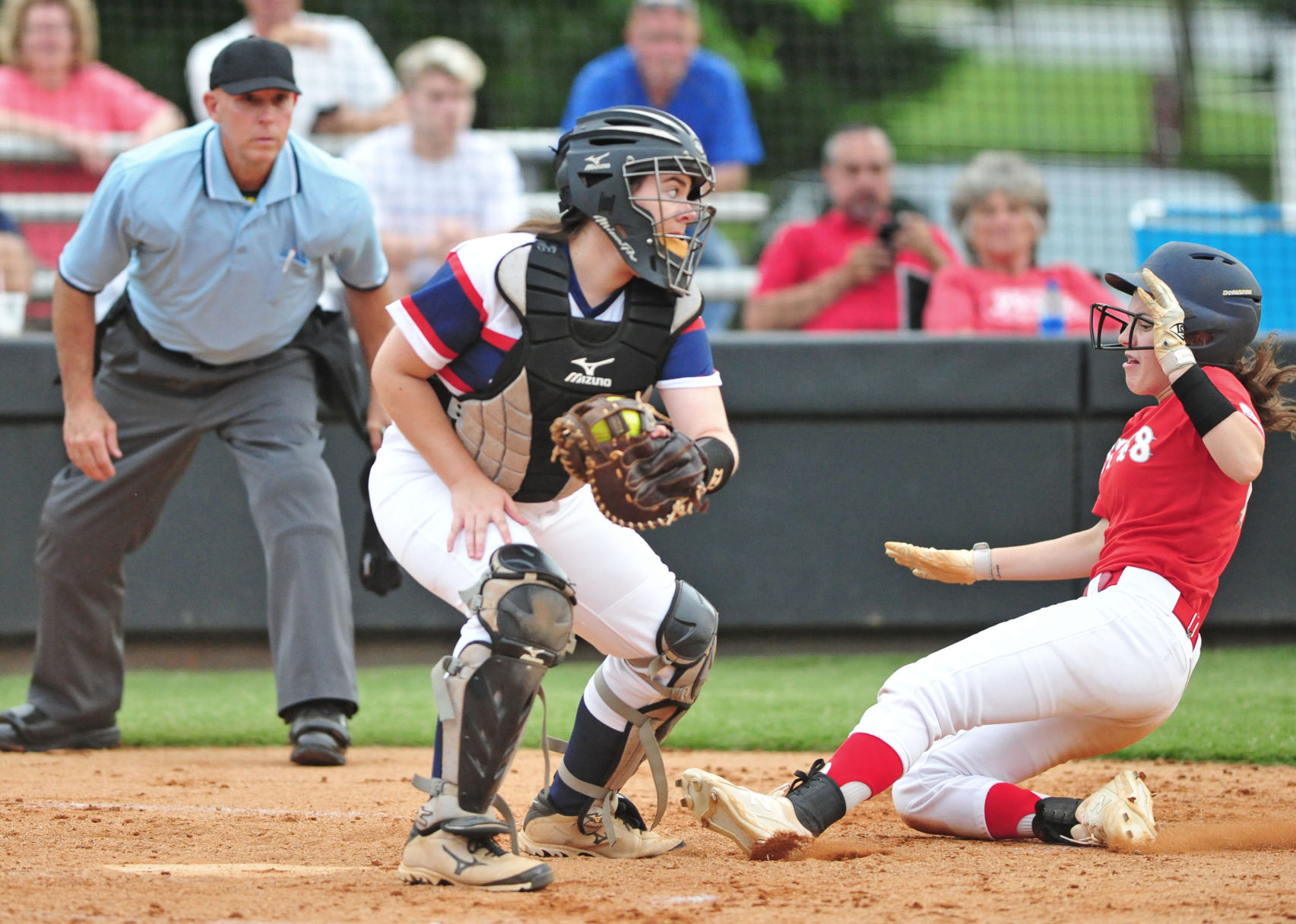 Hickory legion softball sweeps Lincoln in doubleheader